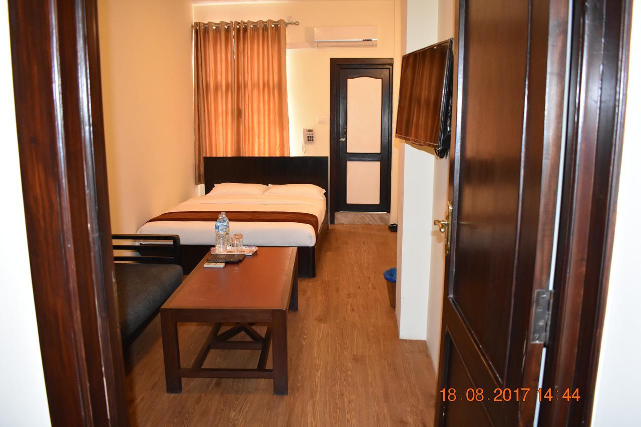 קטמנדו Hotel Hema מראה חיצוני תמונה